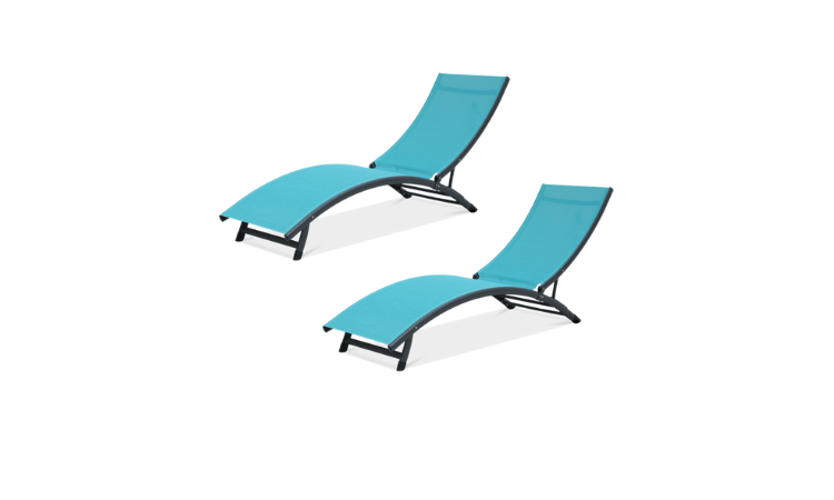 două scaune de grădină din aluminim cu scaune albastre